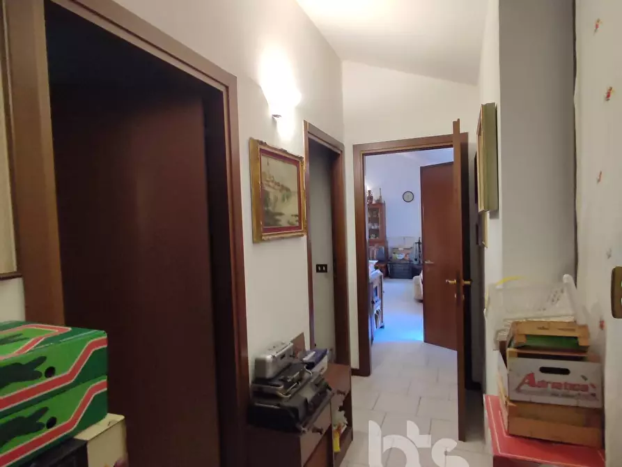 Immagine 19 di Appartamento in vendita  in via galli 8 a Adrara San Martino