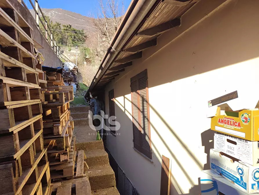 Immagine 2 di Appartamento in vendita  in via galli 8 a Adrara San Martino