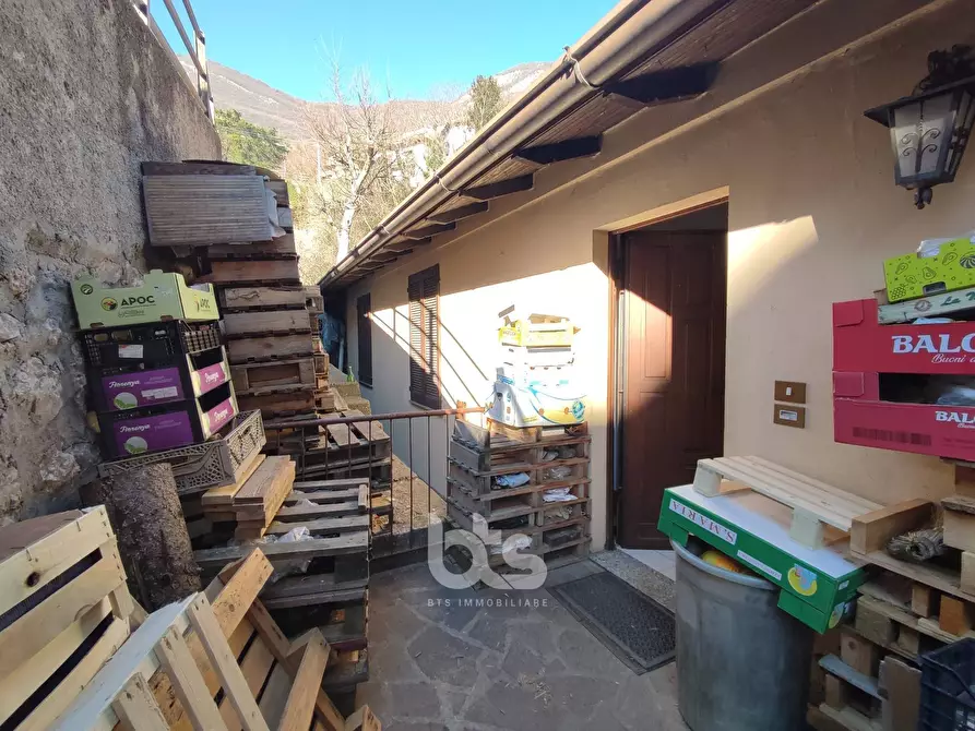 Immagine 3 di Appartamento in vendita  in via galli 8 a Adrara San Martino