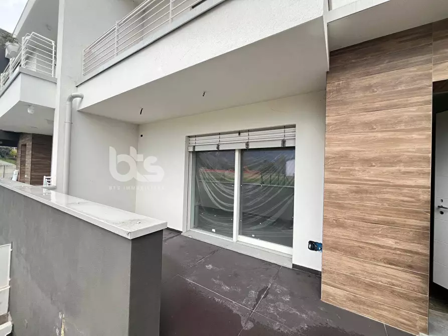 Immagine 5 di Villa in vendita  in Via Ripa a Villongo