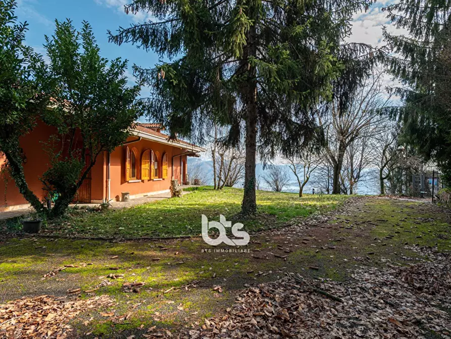 Immagine 41 di Villa in vendita  in Via strada del colle a Adrara San Martino