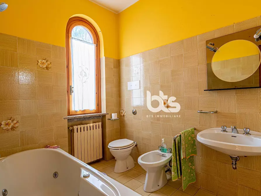 Immagine 20 di Villa in vendita  in Via strada del colle a Adrara San Martino