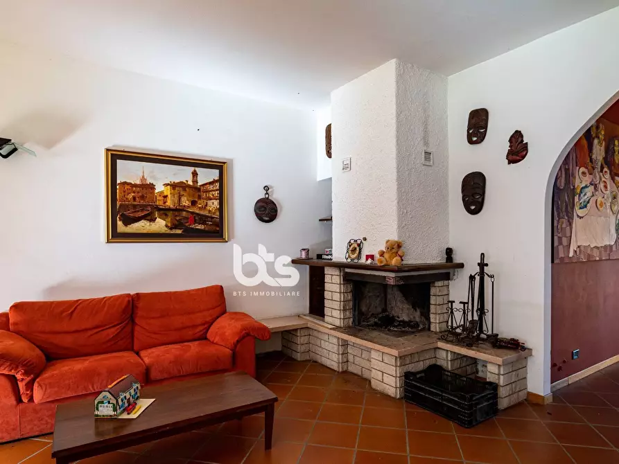 Immagine 21 di Villa in vendita  in Via strada del colle a Adrara San Martino