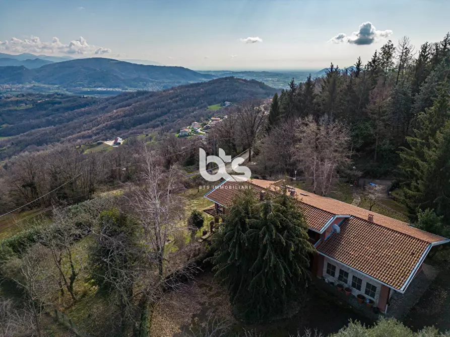 Immagine 59 di Villa in vendita  in Via strada del colle a Adrara San Martino