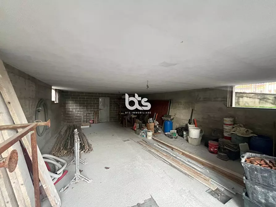 Immagine 9 di Villa in vendita  in via vincenzo bellini 27 a Castelli Calepio