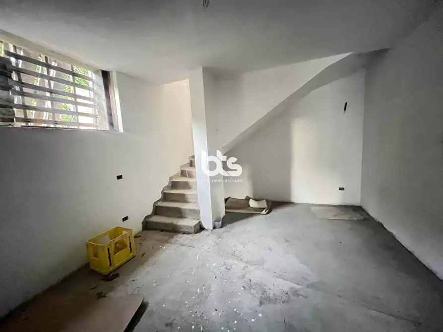 Immagine 10 di Villa in vendita  in via vincenzo bellini 27 a Castelli Calepio