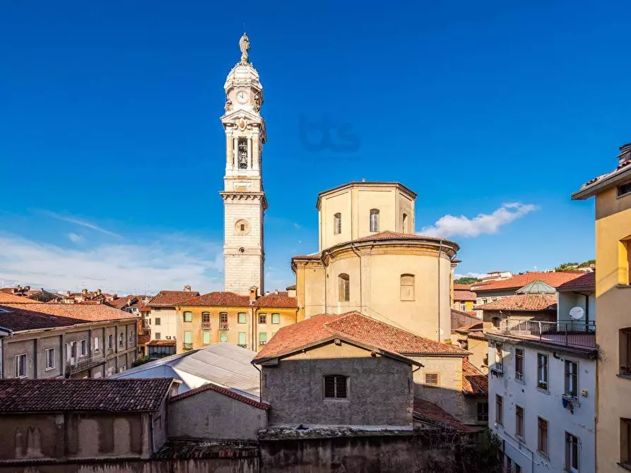 Immagine 8 di Appartamento in vendita  in via borfuro 12 a Adrara San Martino