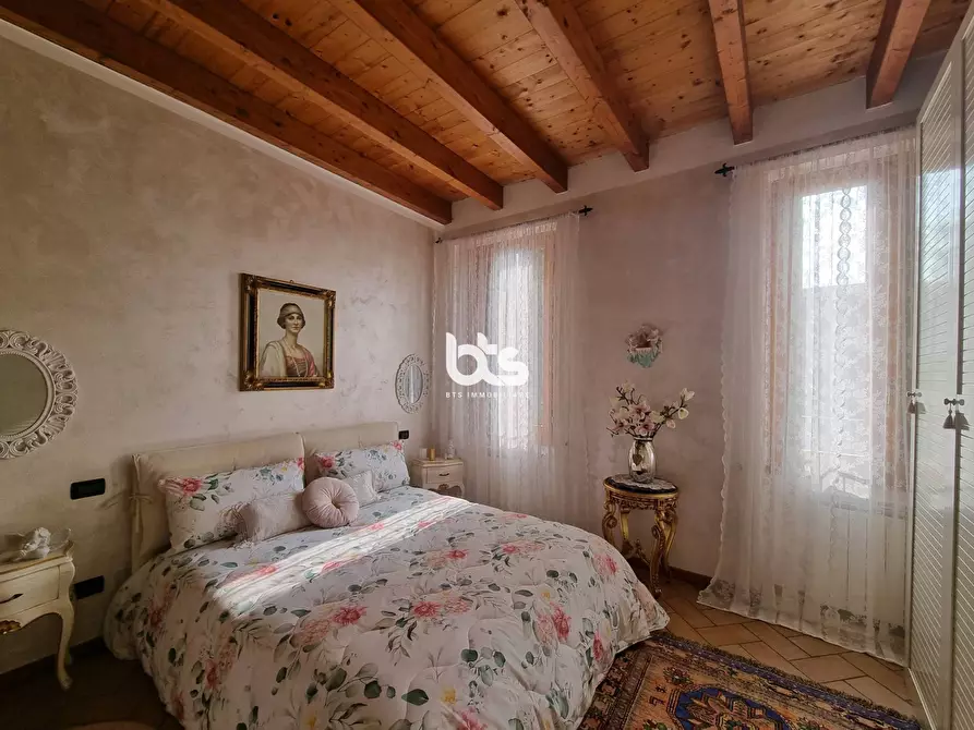 Immagine 23 di Appartamento in vendita  in Largo Ochi 19 a Capriolo