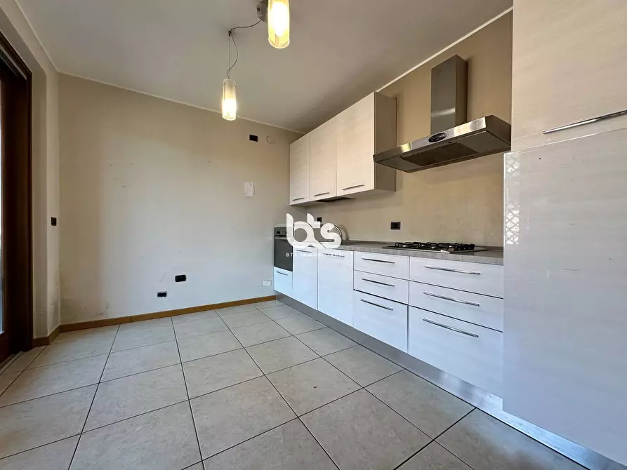 Immagine 3 di Appartamento in vendita  in Viale Roma 9 a Sarnico