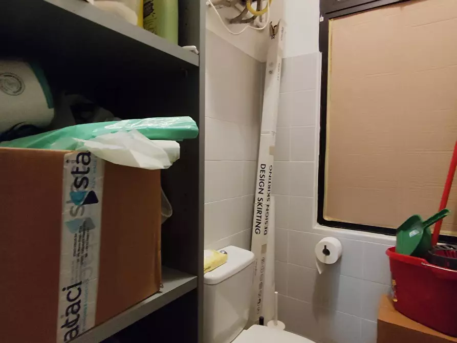 Immagine 5 di Ufficio in affitto  in via mirolte a Iseo