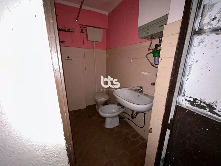 Immagine 27 di Villa in vendita  in via guarnieri 19 a Passirano