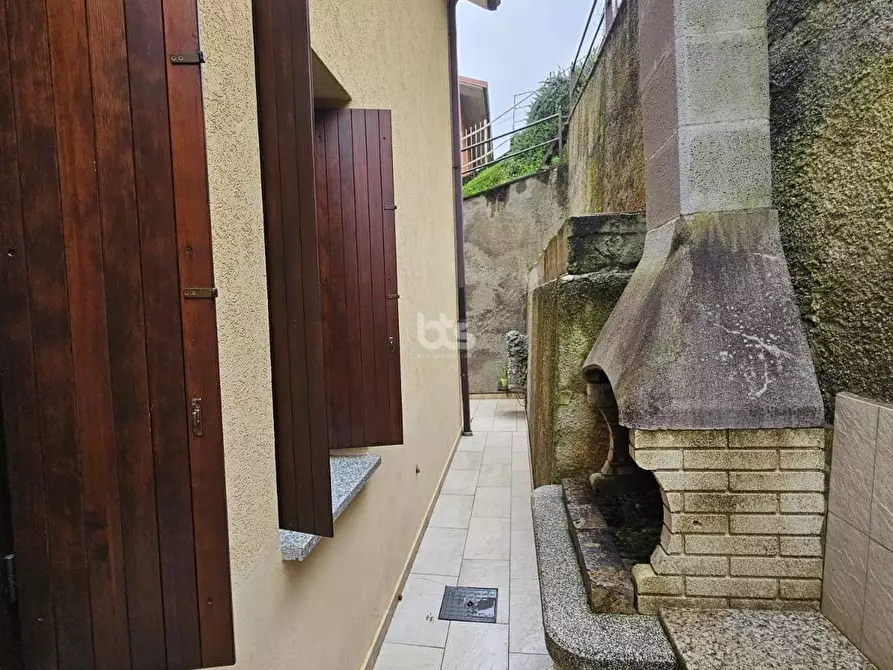 Immagine 9 di Appartamento in vendita  in via ronchelli 6 a Adrara San Martino