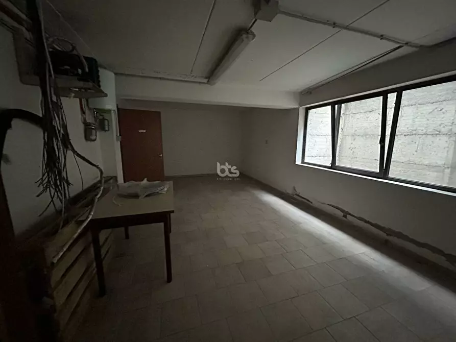 Immagine 22 di Locale commerciale in vendita  in via sarnico 11 a Capriolo