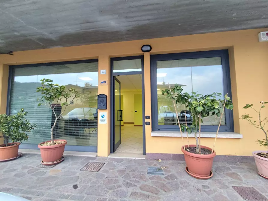 Immagine 1 di Attività commerciale in affitto  in VIA BONINI a Foresto Sparso