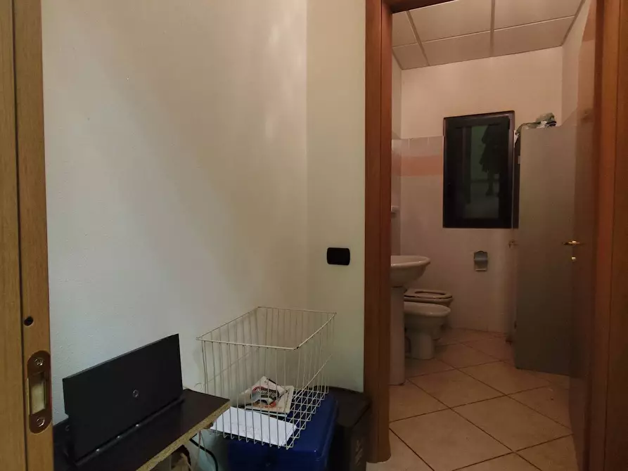 Immagine 6 di Attività commerciale in affitto  in VIA BONINI a Foresto Sparso