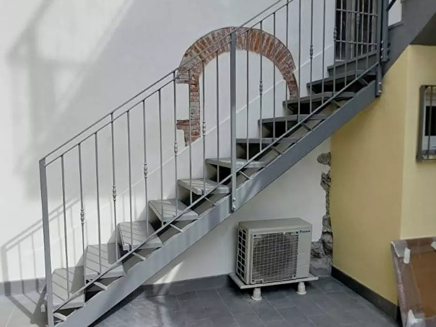 Immagine 12 di Appartamento in affitto  in VIA PIAZZE a Marone