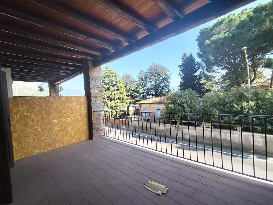 Immagine 2 di Appartamento in affitto  in via don gentili a Predore