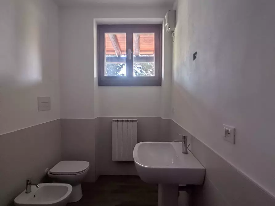Immagine 8 di Appartamento in affitto  in via don gentili a Predore