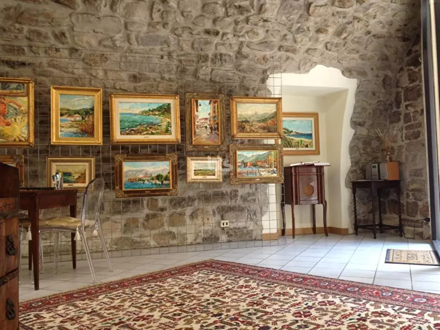 Immagine 15 di Locale commerciale in vendita  in via lantieri a Sarnico