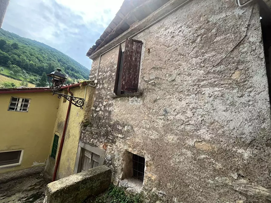 Immagine 2 di Rustico / casale in vendita  in via santa maria 1 a Adrara San Martino