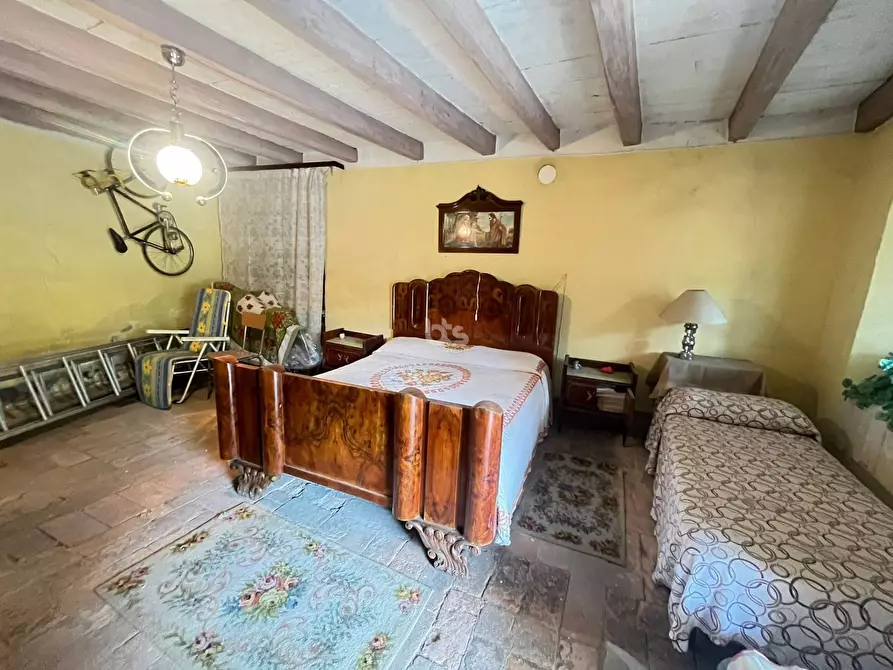 Immagine 17 di Rustico / casale in vendita  in via santa maria 1 a Adrara San Martino