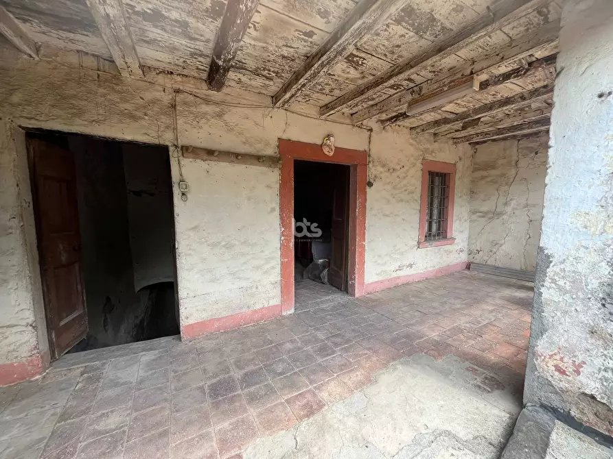 Immagine 18 di Rustico / casale in vendita  in via santa maria 1 a Adrara San Martino