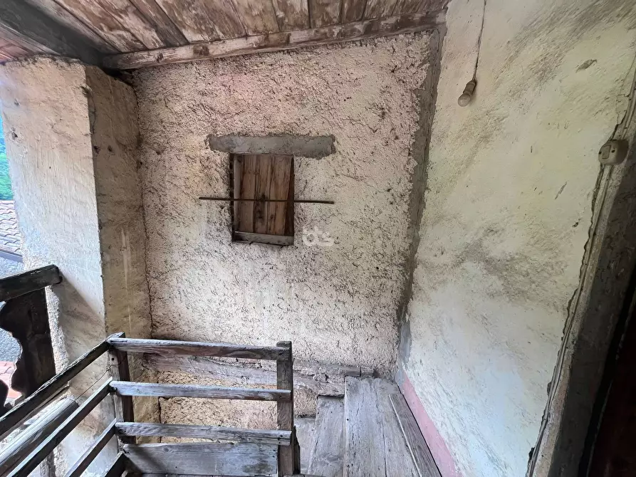 Immagine 26 di Rustico / casale in vendita  in via santa maria 1 a Adrara San Martino