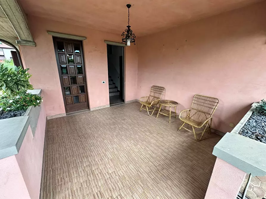 Immagine 4 di Villa in vendita  in Via Torrazze 7 a Brusaporto