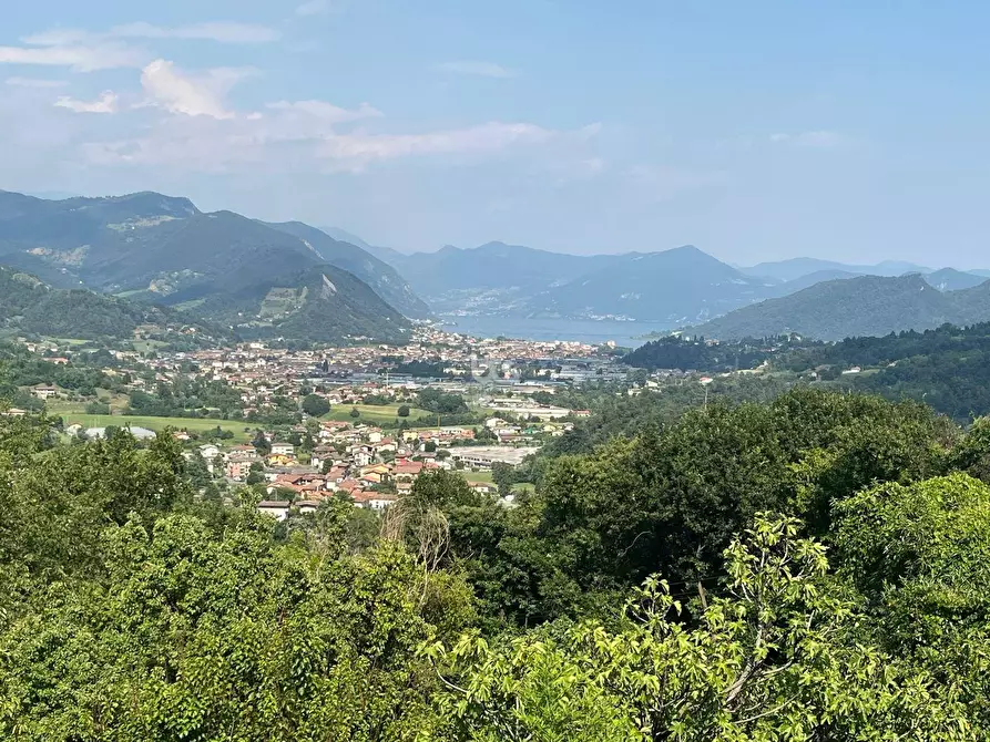 Immagine 9 di Appartamento in vendita  in via bossoletti 41 a Adrara San Martino