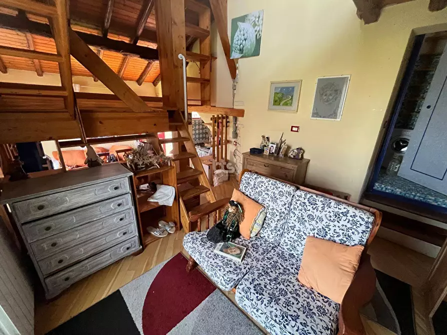 Immagine 12 di Appartamento in vendita  in via bossoletti 41 a Adrara San Martino