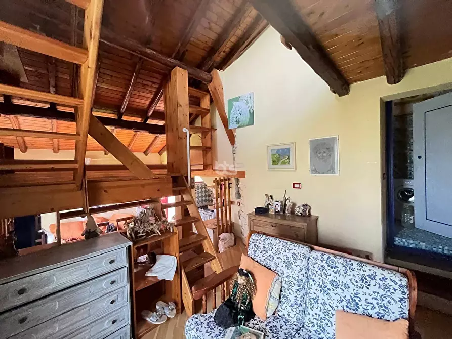 Immagine 14 di Appartamento in vendita  in via bossoletti 41 a Adrara San Martino