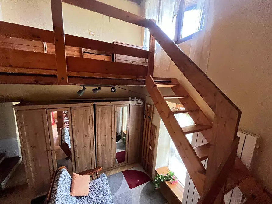 Immagine 18 di Appartamento in vendita  in via bossoletti 41 a Adrara San Martino