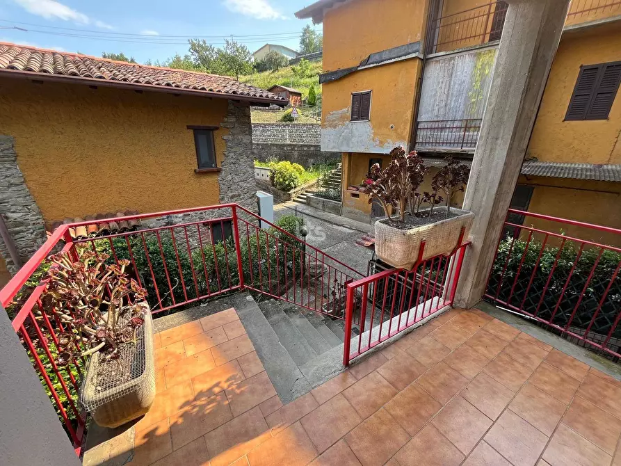 Immagine 24 di Appartamento in vendita  in via bossoletti 41 a Adrara San Martino