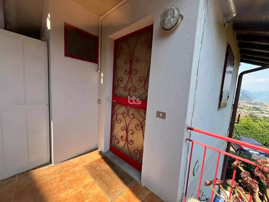 Immagine 26 di Appartamento in vendita  in via bossoletti 41 a Adrara San Martino