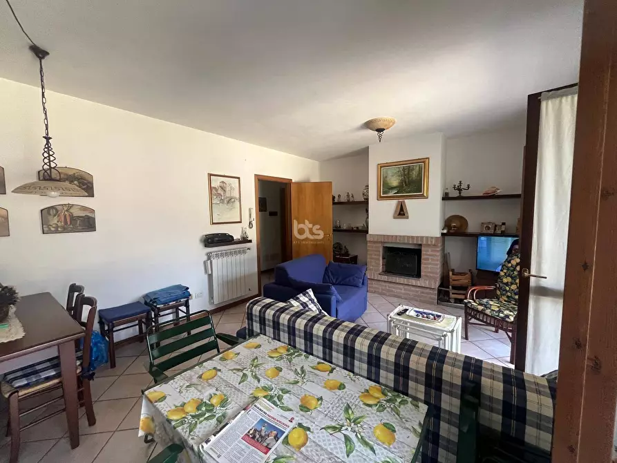 Immagine 4 di Appartamento in vendita  in via donizetti 89 a Adrara San Martino