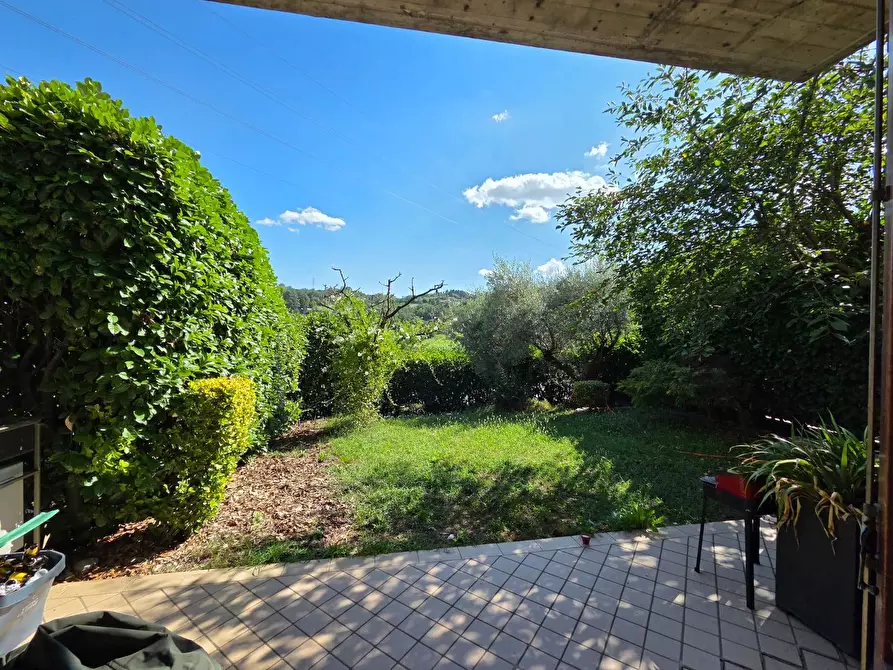 Immagine 6 di Appartamento in vendita  in via gabriele camozzi a Adrara San Martino