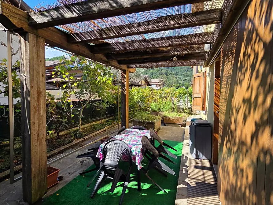 Immagine 7 di Appartamento in vendita  in via gabriele camozzi a Adrara San Martino