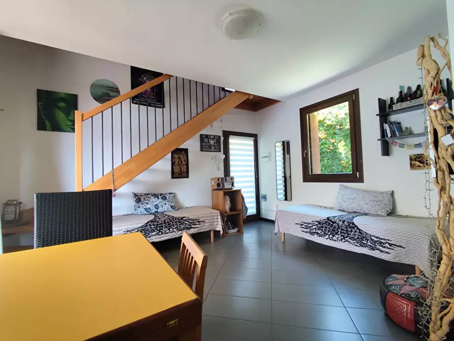 Immagine 9 di Appartamento in affitto  in via luigi motta a Sale Marasino