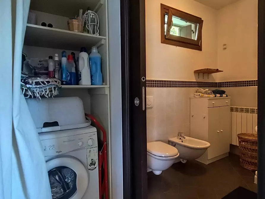 Immagine 11 di Appartamento in affitto  in via luigi motta a Sale Marasino