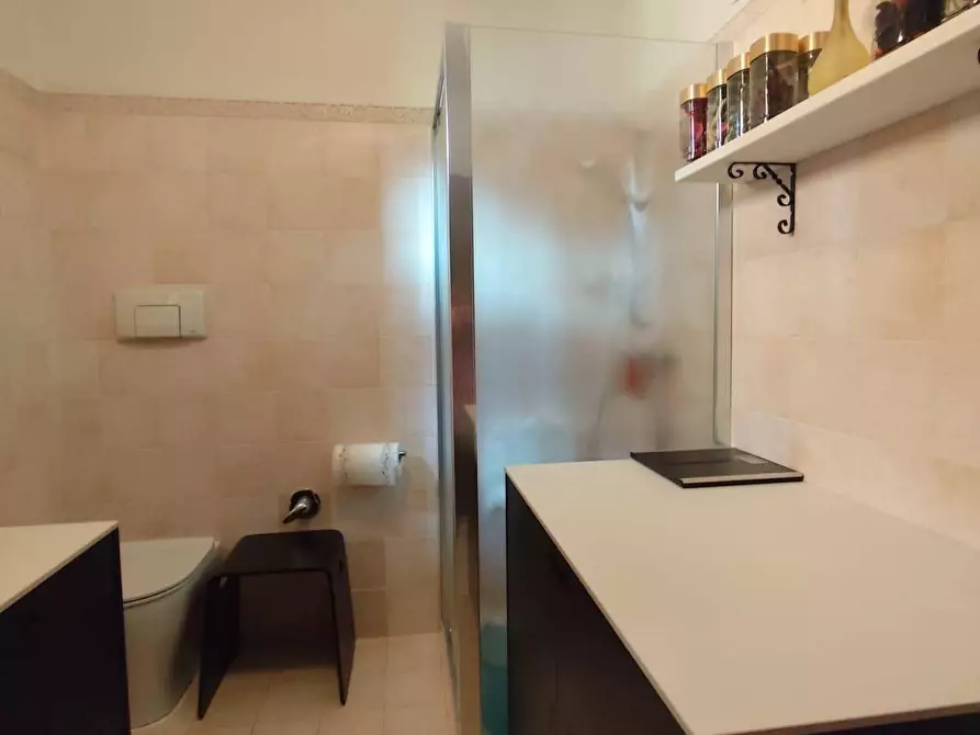 Immagine 12 di Appartamento in affitto  in via per rovato a Iseo