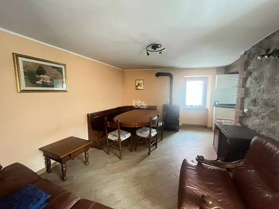 Immagine 6 di Appartamento in vendita  in via fonteno a Adrara San Martino