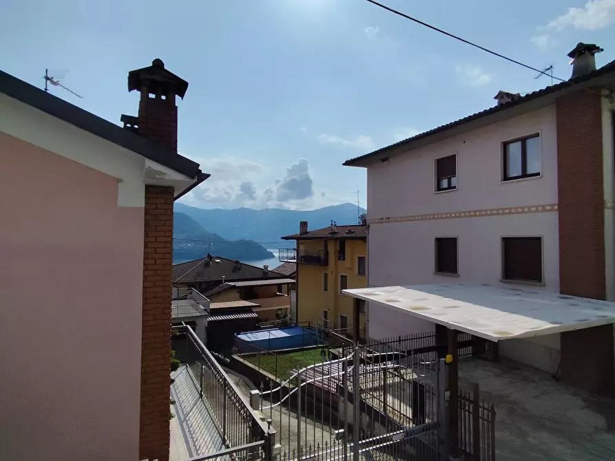 Immagine 12 di Appartamento in affitto  in VIA RIVOLTA a Tavernola Bergamasca