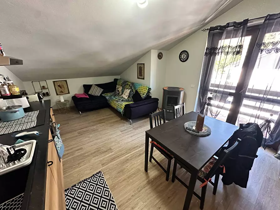 Immagine 2 di Appartamento in vendita  in Via Camillo Golgi 83 a Corteno Golgi