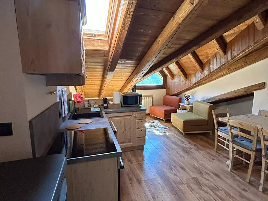 Immagine 3 di Appartamento in affitto  in Lecanù 12 a Temù