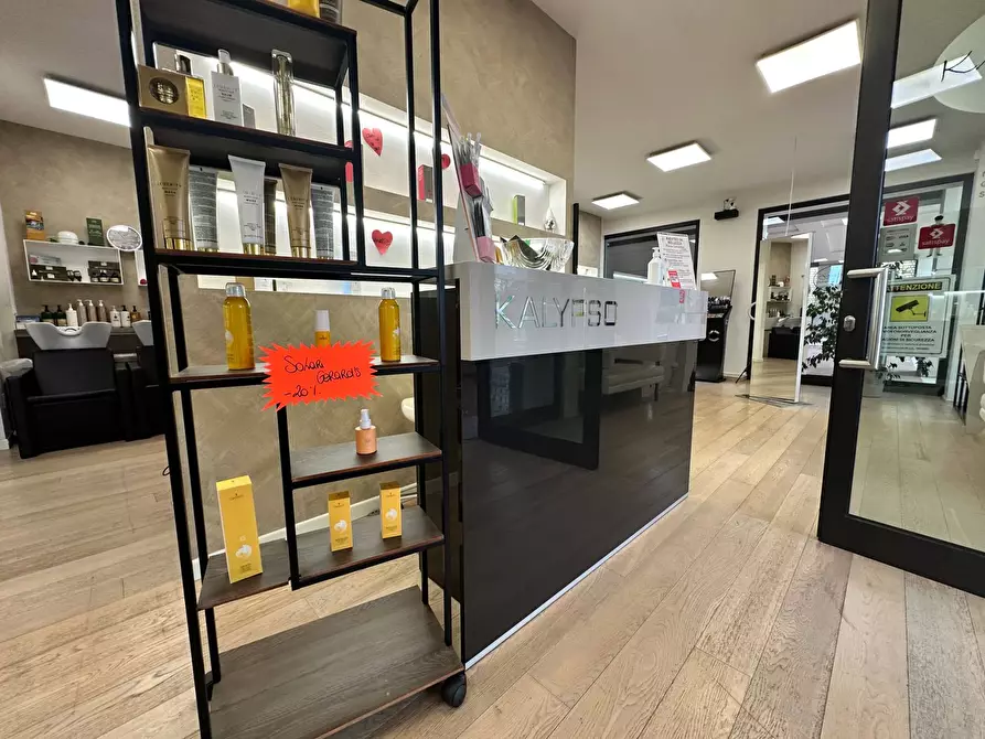 Immagine 3 di Attività commerciale in vendita  in Via Principe Umberto 15 a Adro