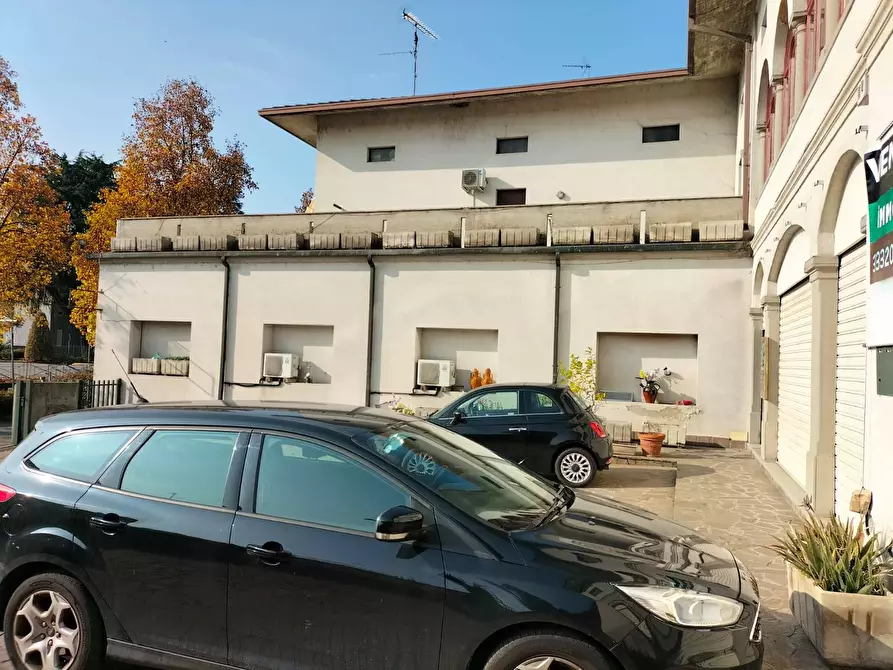 Immagine 2 di Casa indipendente in vendita  in PIAZZA MARCONI 12 a Capriolo