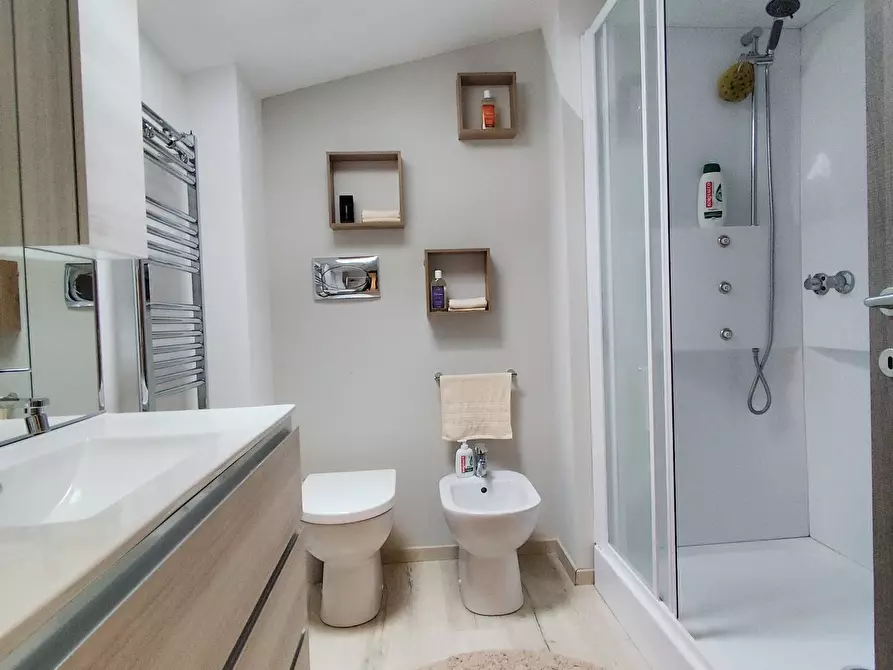 Immagine 10 di Appartamento in affitto  in via faletto a Sarnico