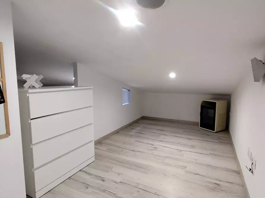 Immagine 14 di Appartamento in affitto  in via faletto a Sarnico