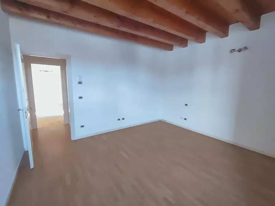 Immagine 5 di Attico in vendita  in Corso Bonomelli Silvio 5 a Rovato