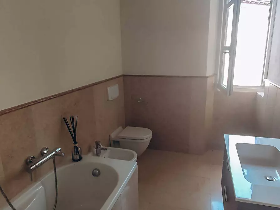 Immagine 3 di Attico in vendita  in Corso Bonomelli Silvio 5 a Rovato